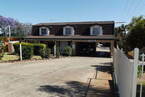 Bridge Street Motor Inn - Tourism Gold Coast 1