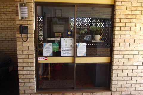 Bridge Street Motor Inn - Tourism Gold Coast 3