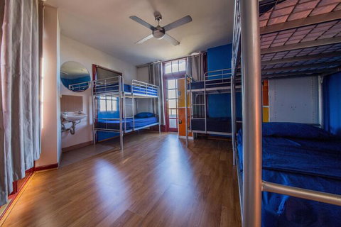Mad Monkey Backpackers Bayswater - Tourism Gold Coast 6