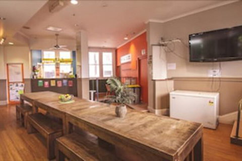 Mad Monkey Backpackers Bayswater - Tourism Gold Coast 0