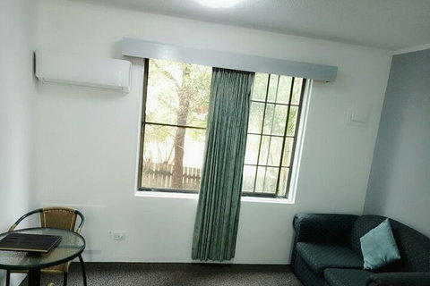 Excelsior Motor Inn - Tourism Gold Coast 5