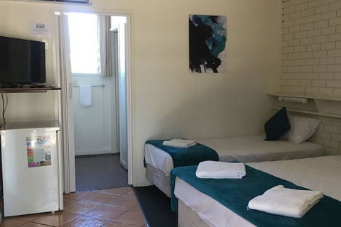 Paradise Lodge Motel - Tourism Gold Coast 5