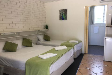 Paradise Lodge Motel - Tourism Gold Coast 7