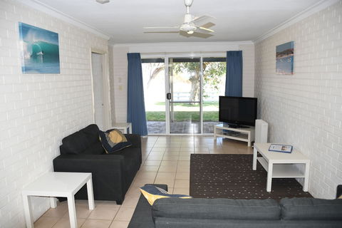Kalbarri Seafront Villas - Tourism Gold Coast 3