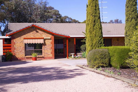 Kadina Gateway Motor Inn - Tourism Gold Coast 1