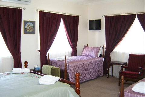 Gloucester On Avon Bed & Breakfast - Gold Coast 5