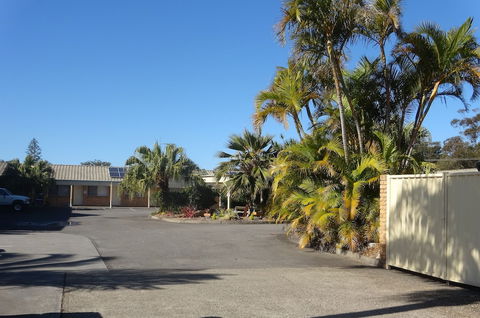 Forster Palms Motel - Tourism Gold Coast 1