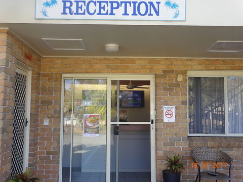 Forster Palms Motel - Tourism Gold Coast 2