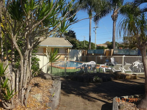 Forster Palms Motel - Tourism Gold Coast 3