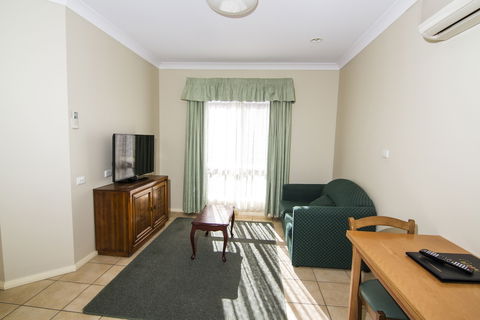 Green Gables Motel - Tourism Gold Coast 4