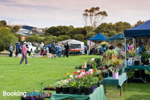 All Seasons Port Elliot Holiday House - Tourism Gold Coast 6