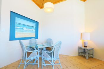 Pacific Royale Holiday Apartment 313 - Tourism Gold Coast 4