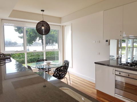 Beau Monde Apartments Newcastle Harbourside Apartment - Tourism Gold Coast 0