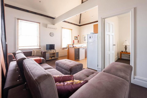 Raffless - Tourism Gold Coast 5