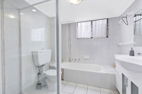 Sundowner Apartment 9 - Tourism Gold Coast 3