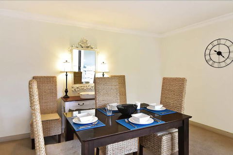 Sorrento Apartment 202 - Tourism Gold Coast 1