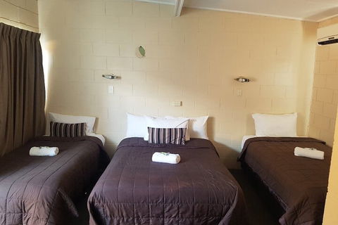 Windsor Hotel Dalby - Tourism Gold Coast 1