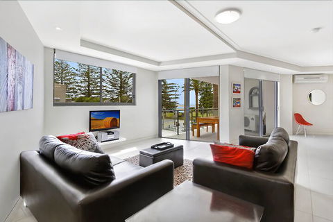 Coast Luxury Apartments 3 - Tourism Gold Coast 3
