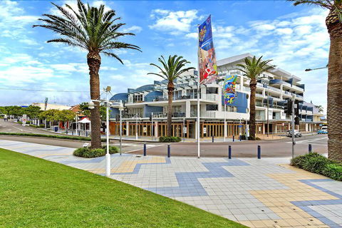 Coast Luxury Apartments 3 - Tourism Gold Coast 0