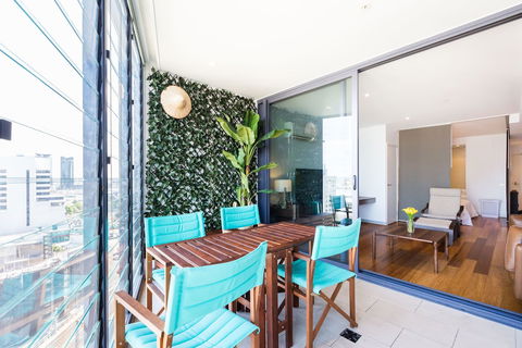 RIVER, 1BDR Melbourne Apartment - Tourism Gold Coast 6