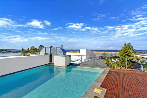 Coast Luxury Apartment 26 - Tourism Gold Coast 1