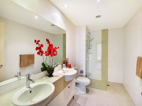 Coast Luxury Apartment 22 - Tourism Gold Coast 6