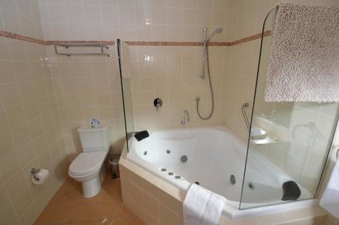 Snowbound 1 - Gold Coast 2