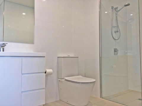 Avra Seabreeze 503 / 4 8 Bullecourt Street - Tourism Gold Coast 5