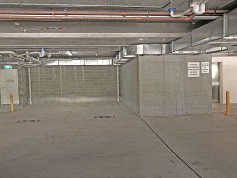 Avra Seabreeze 503 / 4 8 Bullecourt Street - Tourism Gold Coast 4