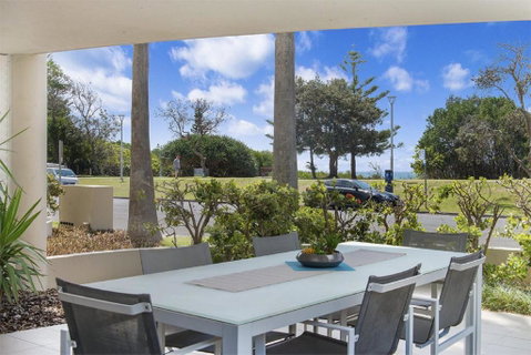 The Palms 1 At Clarkes Beach - Tourism Gold Coast 2