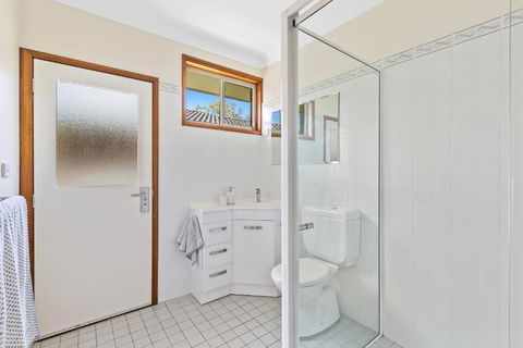 Kalimna Lakeside Living - Tourism Gold Coast 1