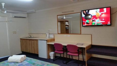 Sandcastle Motel Tin Can Bay - Gold Coast 2