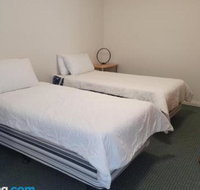 16 Lakeview Plaza - Gold Coast