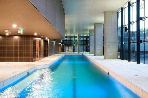 A Stylish 2BR CBD Apt With Beautiful City Views - Tourism Gold Coast 6