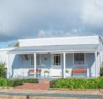 The Rested Guest 3 Bedroom Cottage West Wyalong - Tourism Gold Coast