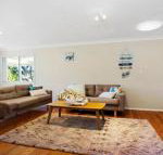 Sams Beach Shack - Tourism Gold Coast