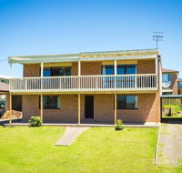 Williams Wonder Large Beach House - Tourism Gold Coast