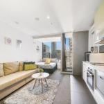 A Charming Studio With Stunning City Views - Tourism Gold Coast 0