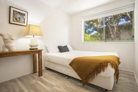 Apartment 2 Surfside - Tourism Gold Coast 3