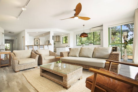 Apartment 2 Surfside - Tourism Gold Coast 5