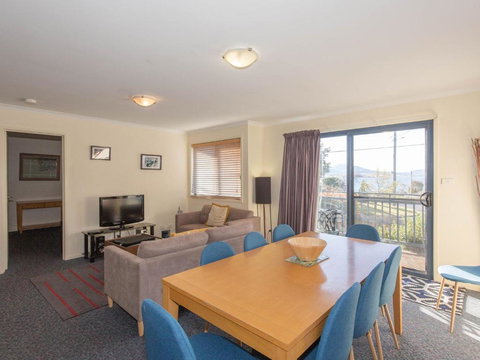 Silvertrees 2 - Gold Coast 3