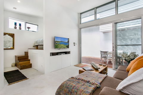 A PERFECT STAY - Studio 9 - Tourism Gold Coast 6