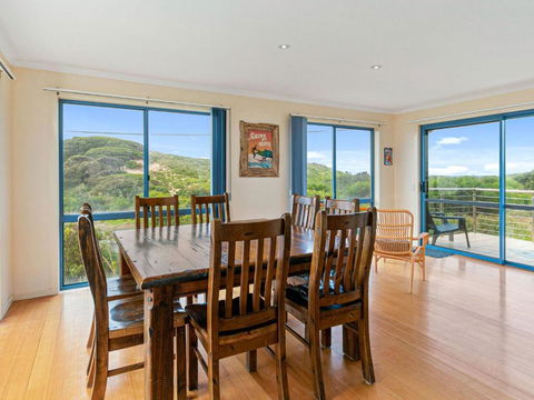 Adnajur - Tourism Gold Coast 1