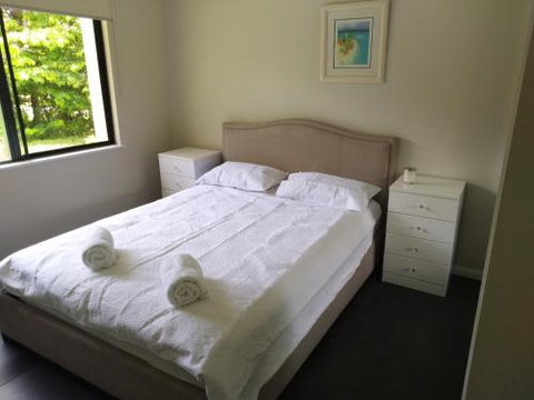 Turtle Reef Bed & Breakfast Cairns - Tourism Gold Coast 4
