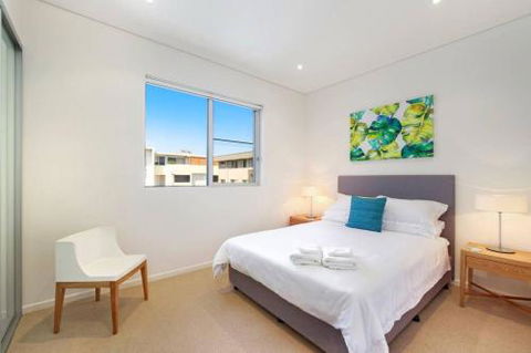 Beach & Ocean Front Penthouse With Wifi & Parking - Tourism Gold Coast 1