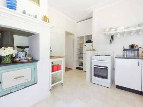 Redwood Cottage Burradoo Getaway Southern Highlands 4pm Check Out Sunday - Tourism Gold Coast 4