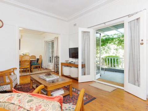 Redwood Cottage Burradoo Getaway Southern Highlands 4pm Check Out Sunday - Tourism Gold Coast 5