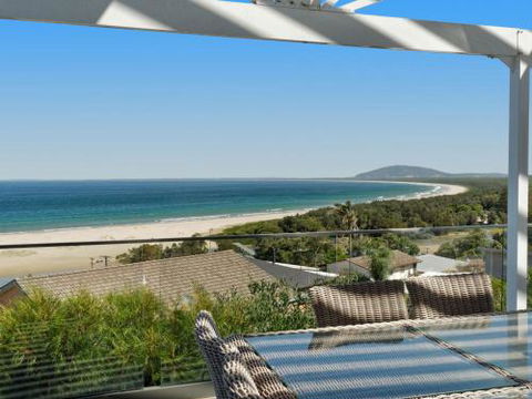 NANNY & POPPYS BEACH HOUSE Gerroa 4pm Check Out Sundays - Tourism Gold Coast 3