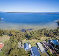 SORRENTO LAKESIDE Sanctuary Point 4pm check out Sundays - Tourism Gold Coast