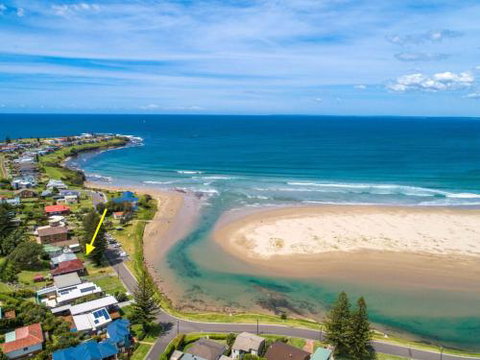 SEAWAYS Gerroa 4pm Check Out On Sunday - Tourism Gold Coast 0